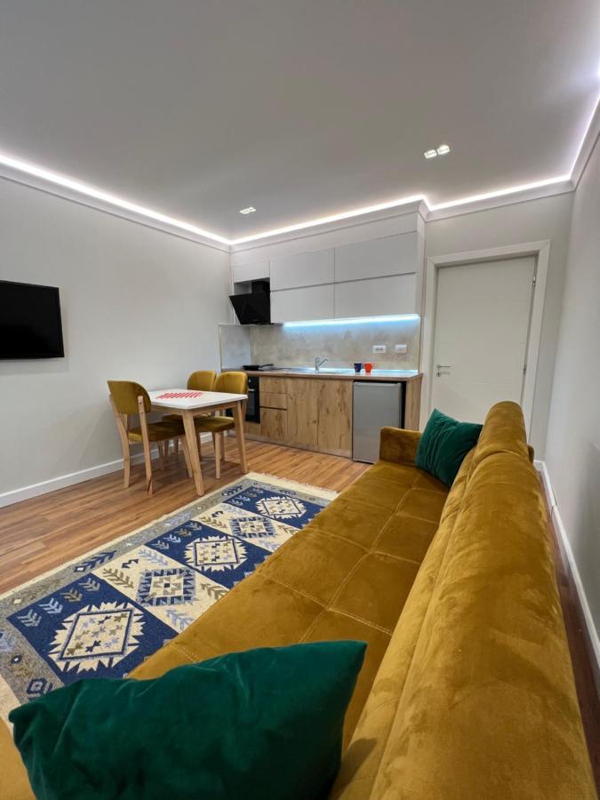 Chestnut Yard Apartman *